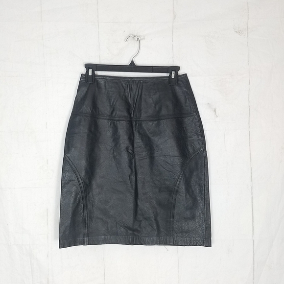 Avanti Dresses & Skirts - Avanti leather pencil skirt size 8